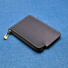 Riñonera Deportiva de Cuero Negro para Hombre - Pequeña y Elegante