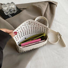 Riñonera Deportiva Mujer - Bolso Pechera de Cuero Sintético con Tachuelas, Bandolera Ajustable para Viajes y Teléfono