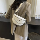 Riñonera Deportiva de Cuero con Cadena y Bolsillo para Teléfono - Diseño Moderno y Elegante