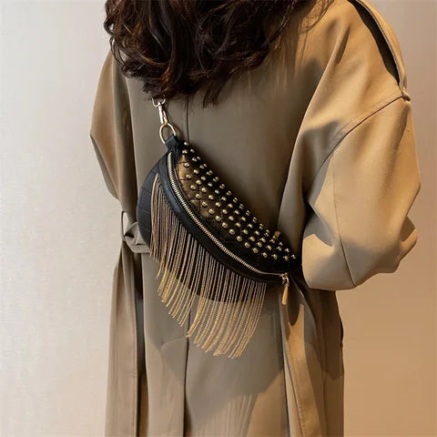 Riñonera Deportiva Grande: Bolsa de Cintura Mujer con Tachuelas, Multifuncional y de Moda