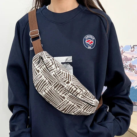 Riñonera Deportiva Mujer con Estampado Geométrico - Bolsa Pechera Urbana