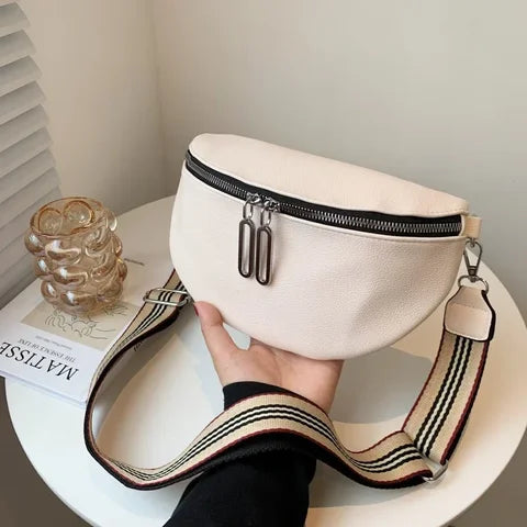 Riñonera Deportiva Elegante de Piel Sintética para Mujer - Suave y Versátil