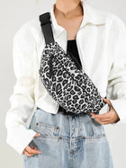 Riñonera Deportiva con Estampado Leopardo - Bolsa de Cintura y Pecho de Lona de Alta Calidad